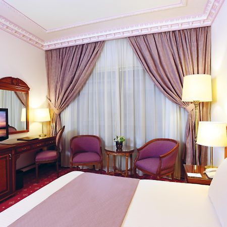ביירות Serenada Golden Palace - Boutique Hotel מראה חיצוני תמונה
