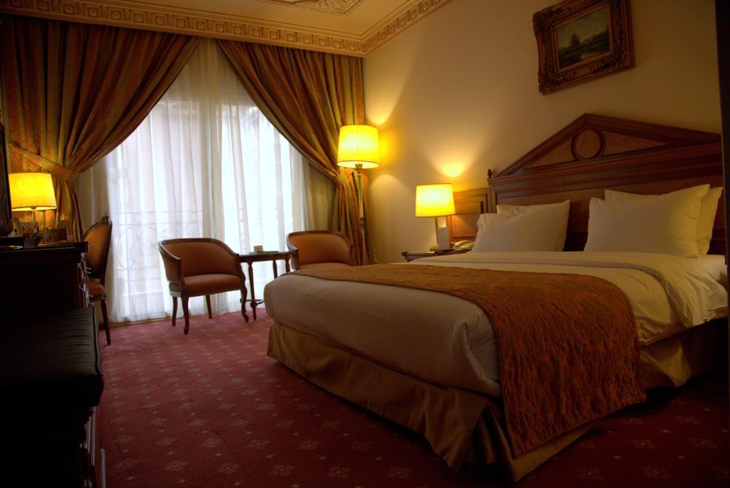 ביירות Serenada Golden Palace - Boutique Hotel מראה חיצוני תמונה